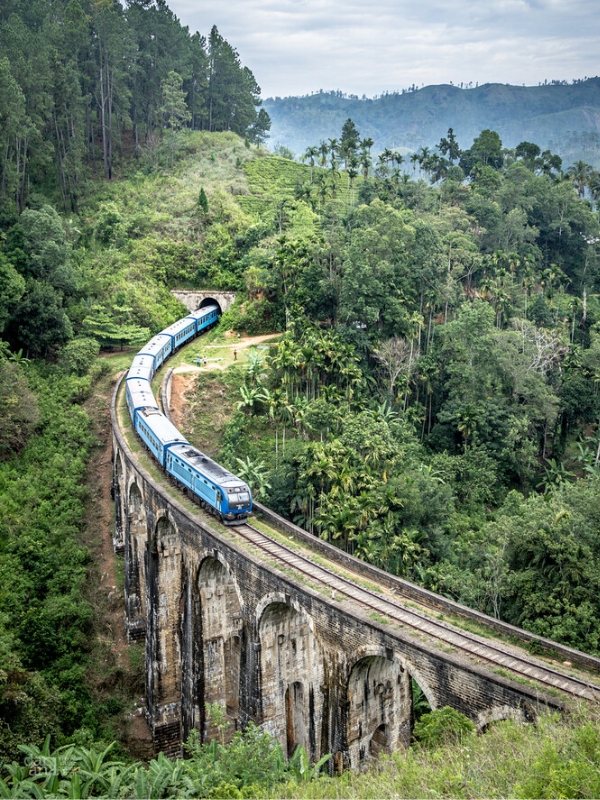 Ella & Nine Arches Bridge